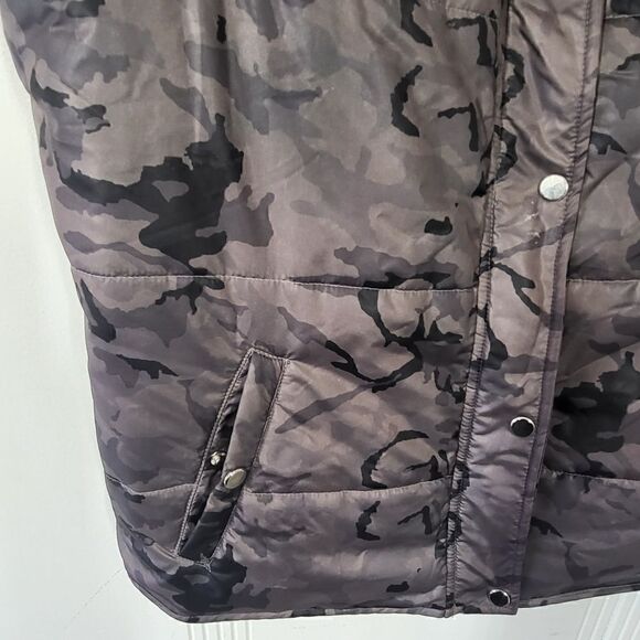 Plus Size Style & Co. Camo Puffer Vest - Picture 8 of 8